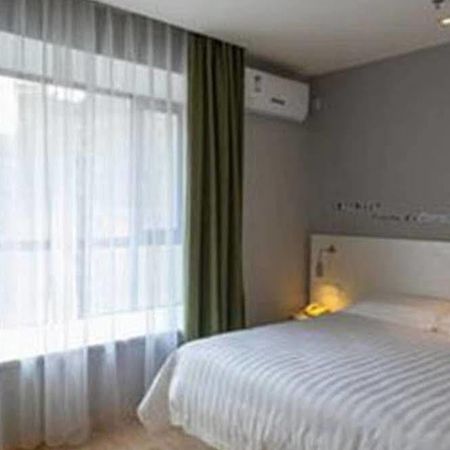 Motel 168 Dalian Jiefang Plaza Eksteriør bilde